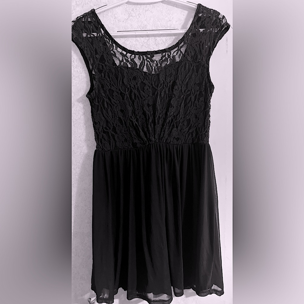 Very comfortable black dress